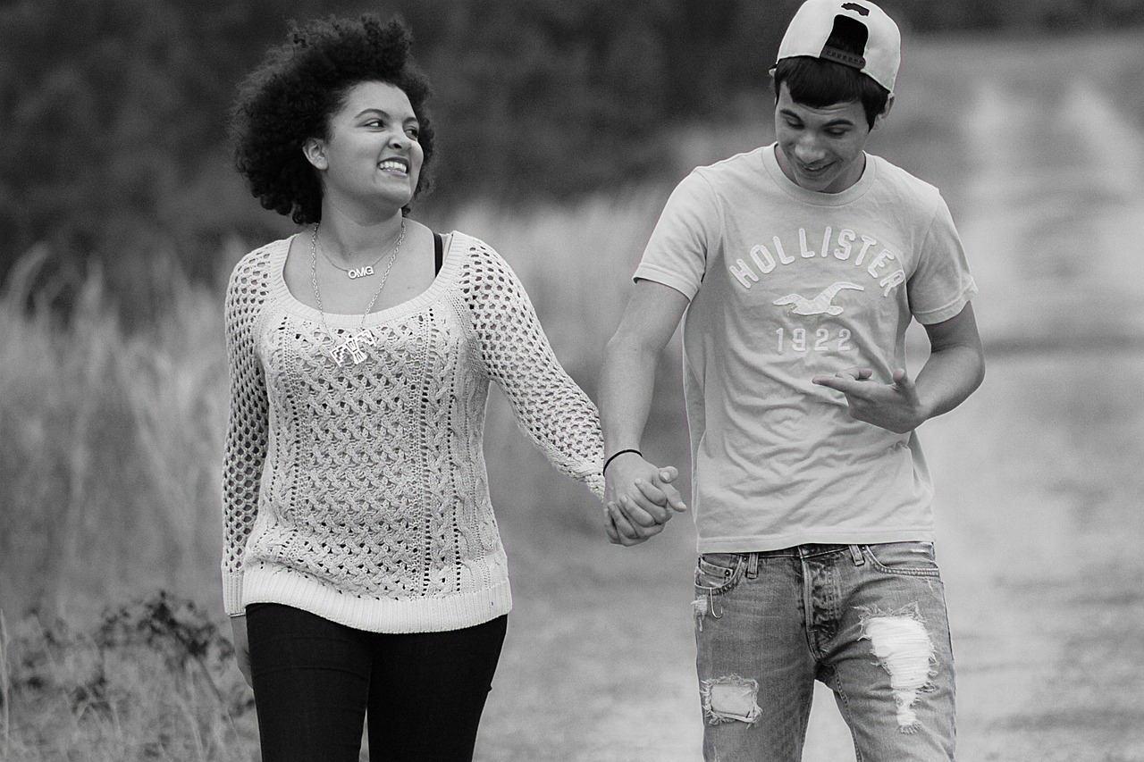 How much is TMI (too much information) on a first date?